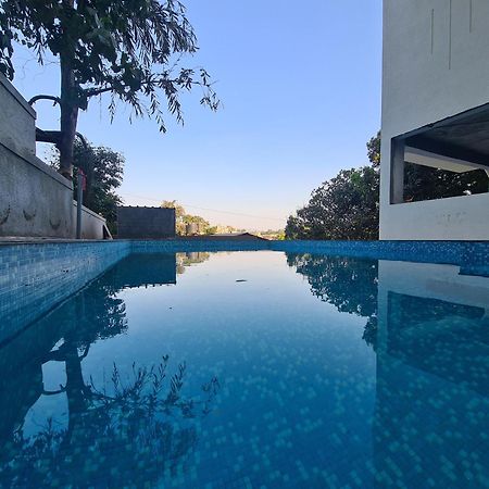 Mountain Hill Resort โลนาวาลา ภายนอก รูปภาพ