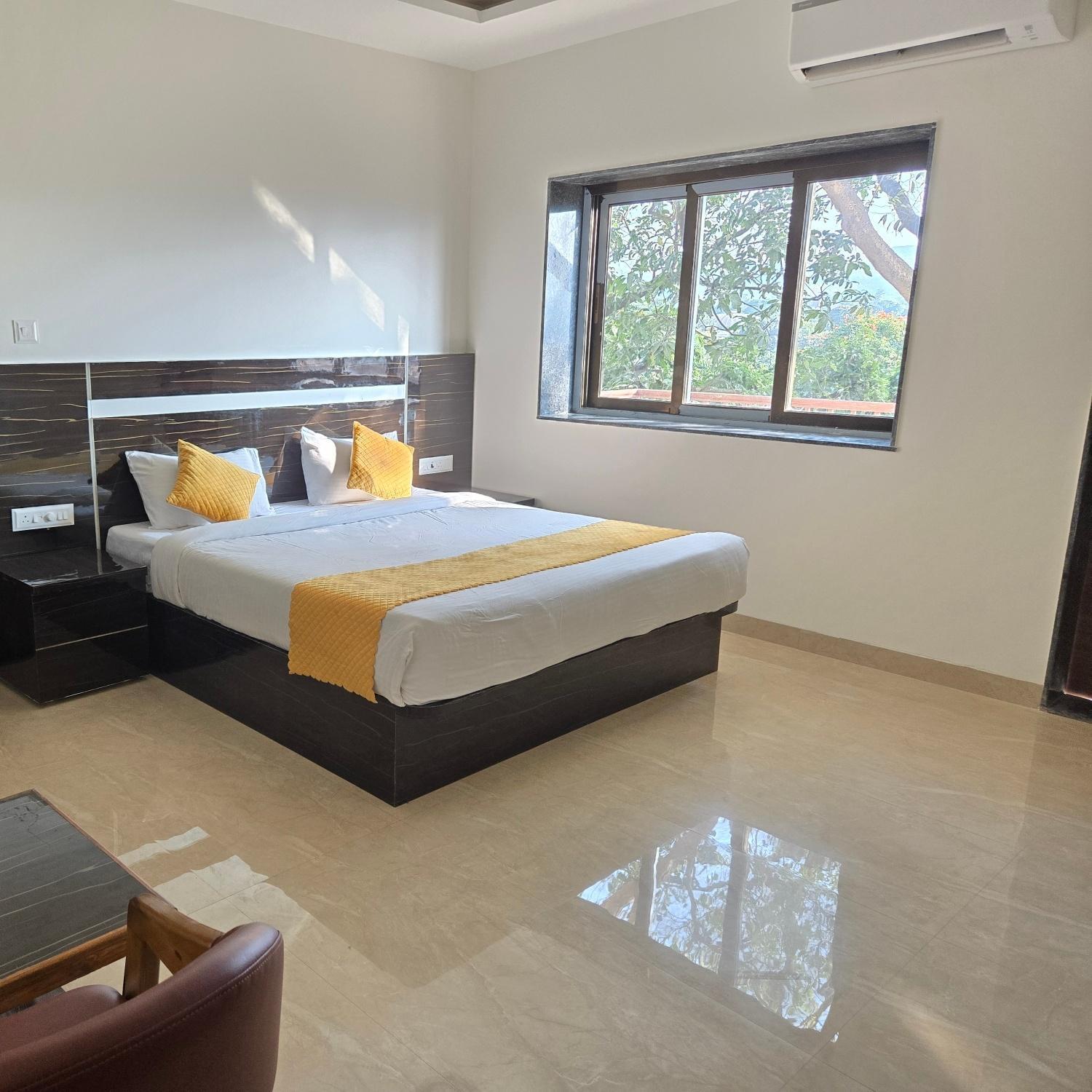 Mountain Hill Resort โลนาวาลา ภายนอก รูปภาพ